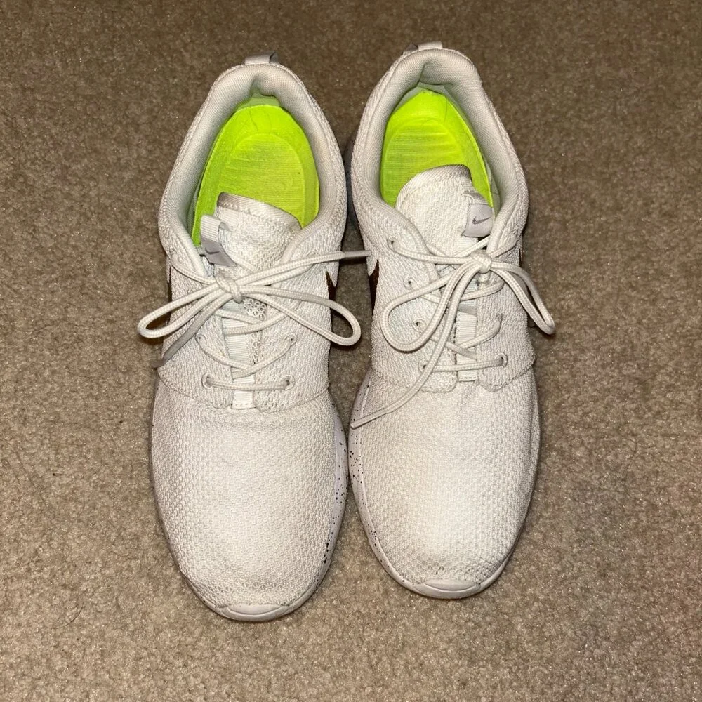 Nike ID Roshe Run Ones - Picture 2 of 6
